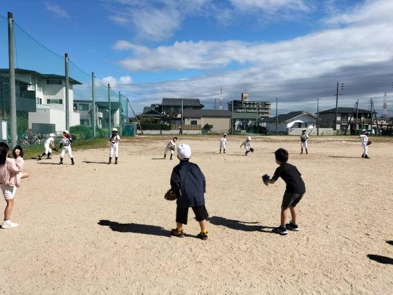 野球体験会が行われました（10/20）